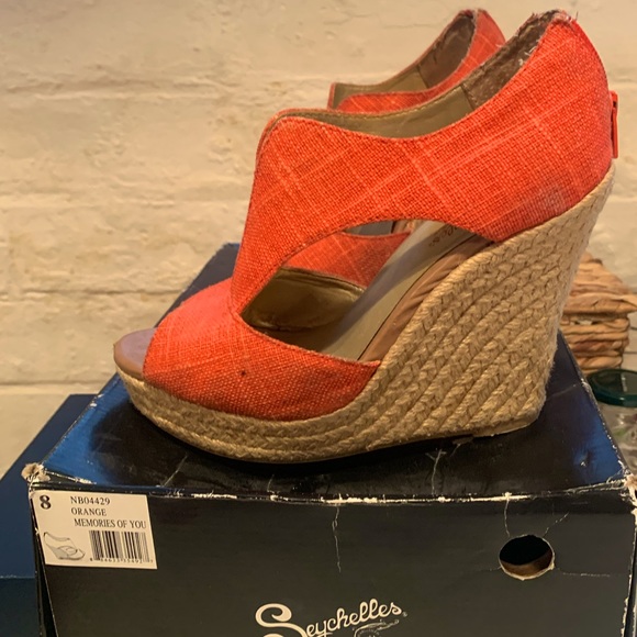 Seychelles “Memories of You” wedges - fabulous color and texture! - Picture 1 of 3
